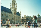 Grand Place Brüssel mit Stadhuis, Belfried nur unterer Teil zu sehen